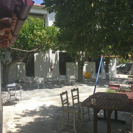 Yfantis Sakis Apartment'S Eratiní Eksteriør billede