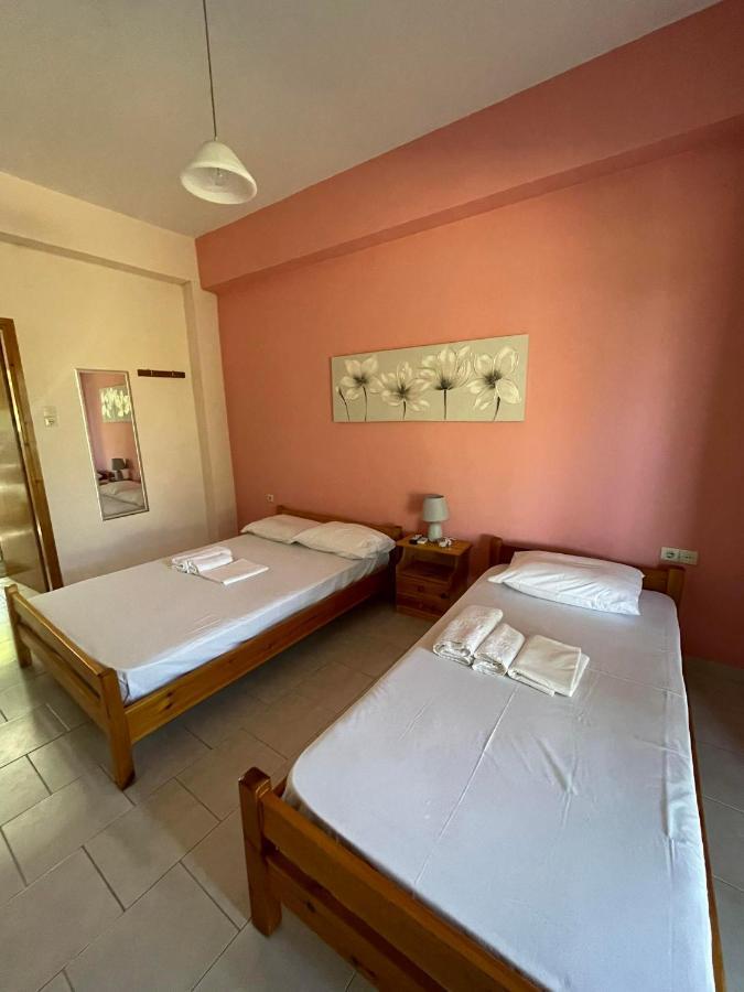 Yfantis Sakis Apartment'S Eratiní Eksteriør billede